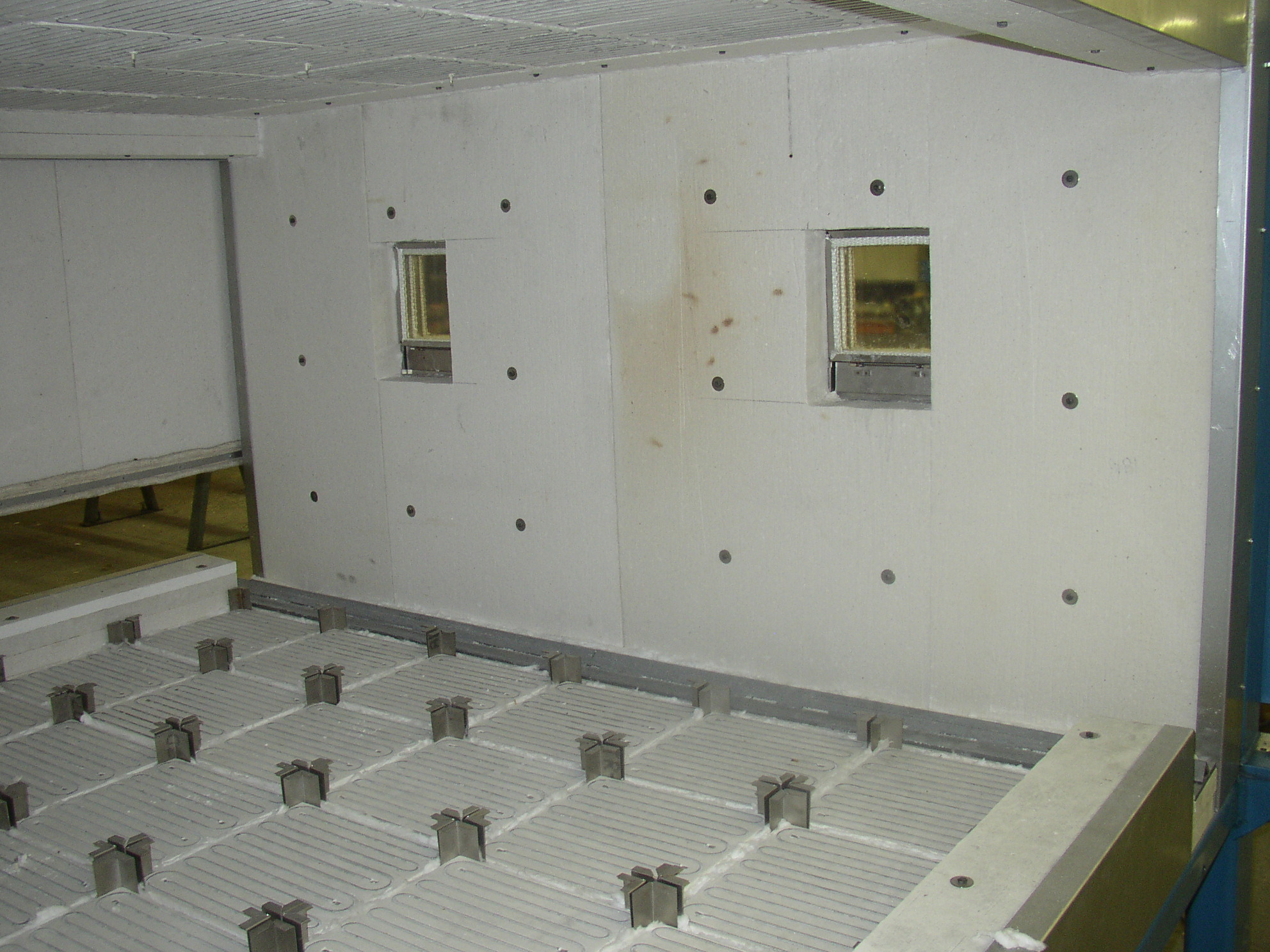 Aerospace Glass Bending Furnace - Image 4